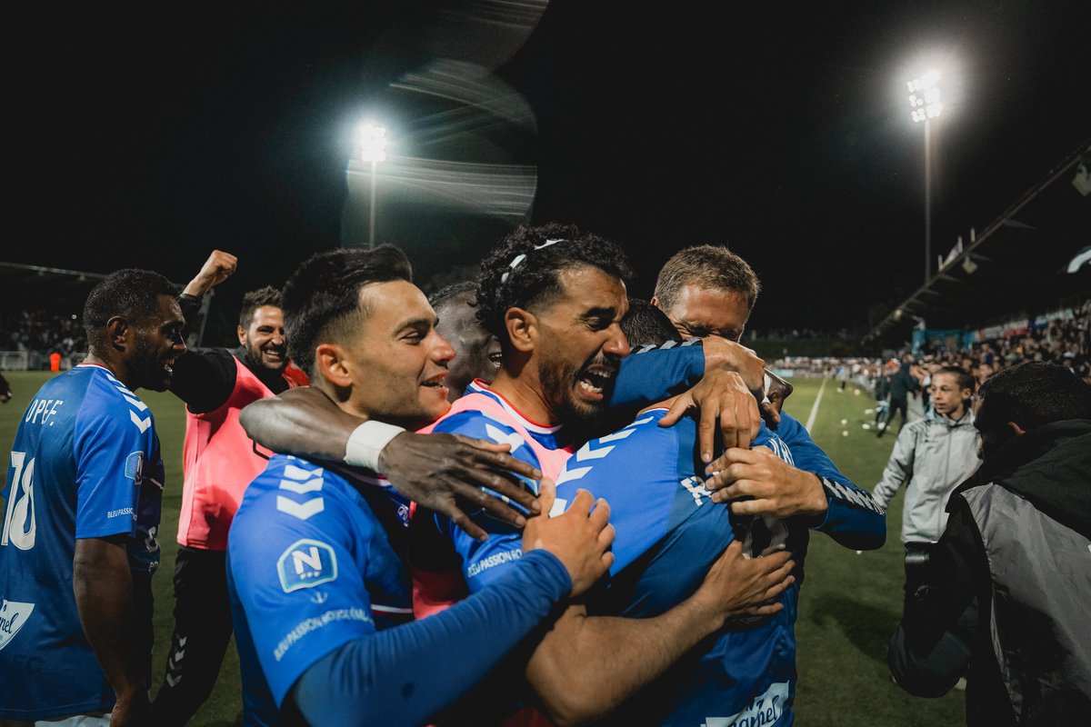 USConcarneau's tweet image. 𝗟𝗲𝘀 𝗲́𝗺𝗼𝘁𝗶𝗼𝗻𝘀 🥰

Bonne nuit les Thoniers 💙