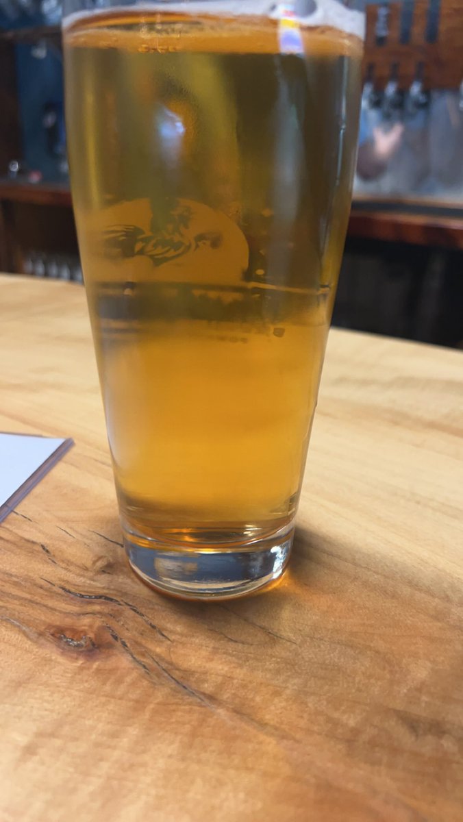 Todays beer is the Oakbridge Blonde Ale from Crazy Rooster Brewery.

A top 5 Blonde Ale I’ve ever had. Delicious and vibrant. Smooth with good hints of Vienna and herbs. Rating: 9/10