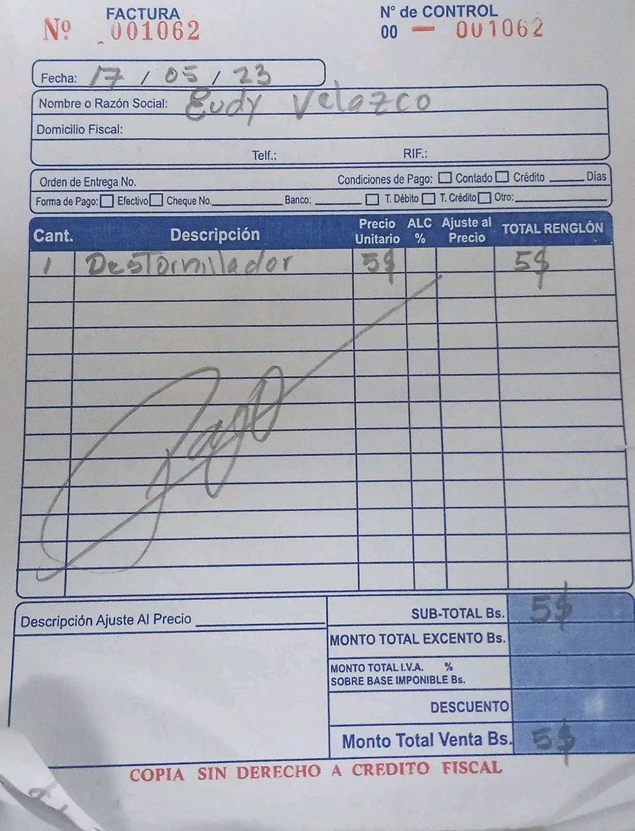 Notica19's tweet photo. Por si a las moscas, ya tengo acá mí factura.. ya puedo andar con mi destornillador tranquilo en mi carro.. 🙏 https://t.co/n7xqN7ajqC