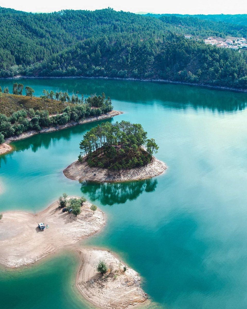 CentroPortugal's tweet image. E estas cores? Deixam qualquer um vidrado 😍

📷 fabioandresousa

#riozezere #centrodeportugal #visitportugal #médiotejo