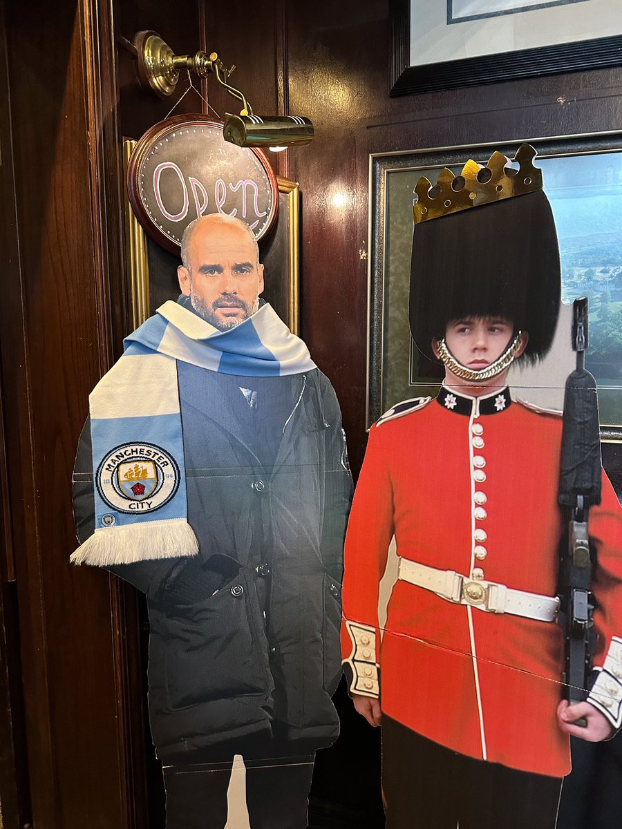 We’ll have a replica of the PL trophy on standby @britspubmpls on Sunday. If City are lucky enough to get a win you can give it a lift and get a photo with a life-size cutout of Pep!

Doors open at 7:30am, so arrive early to get yourself a spot.

#manchestercityosc #myplmorning