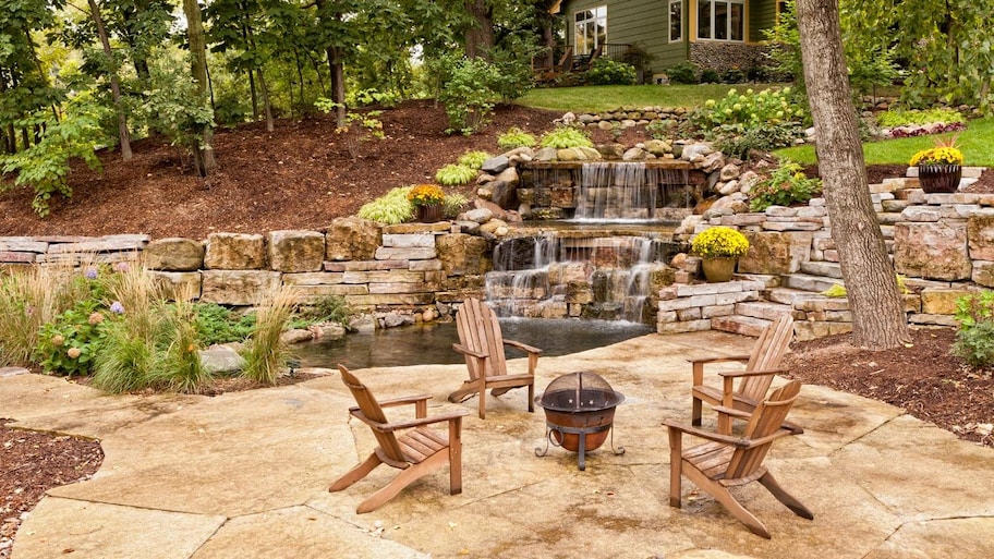 Looking for #landscaping ideas? #Hardscaping might be what you're looking for.  cpix.me/a/169859246