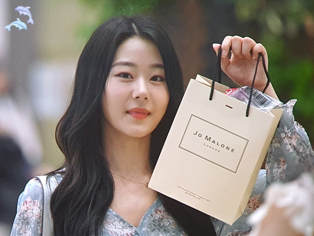 ChaeLo__'s tweet image. 230520 프리뷰

@cherrybullet
#체리블렛 #CherryBullet #박채린 #채린 #CHAERIN