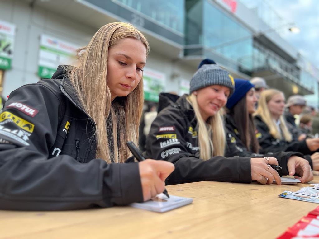 Pippa Mann tweet media