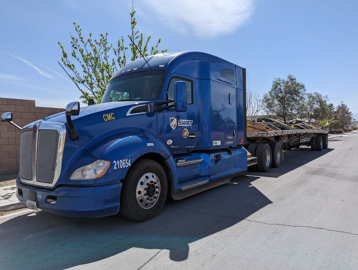 SwiftTransport's tweet photo. #FlatbedFriday π
Share a photo of your flatbed! https://t.co/C1OMSyuzgE
