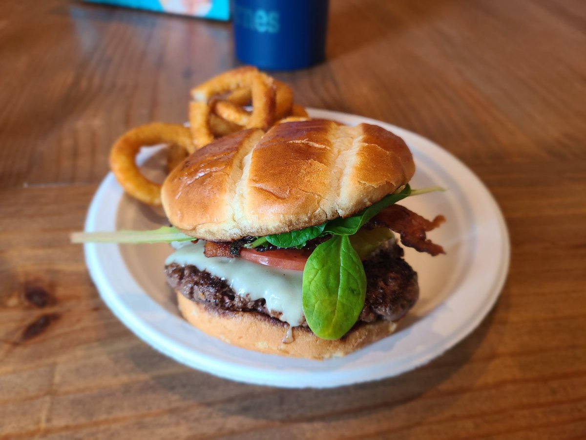 I'm telling you, if you have access to Venison and don't eat it...YOU'RE missing out! #venison #venisonsmashburger #kbscountrysidepursuit #leanprotein