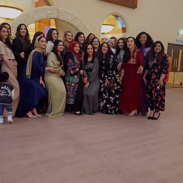 familyunittrust's tweet photo. Community engagement with women in business and making great impact.Good to have our newest Lord Mayor Yasmine Dar.#networking #womenmakingadifference❤️ https://t.co/M91ly3ez7v