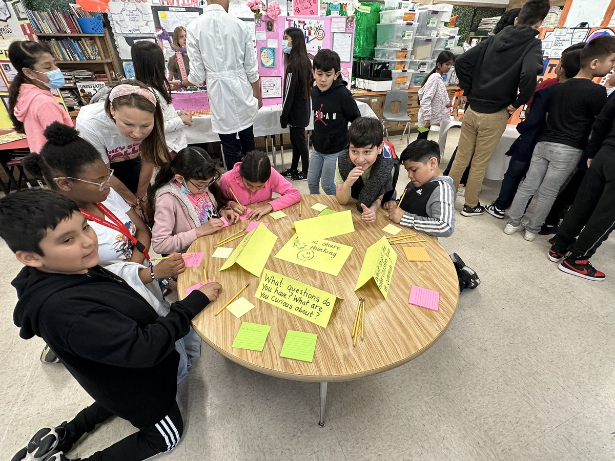 InstructionSupt's tweet photo. Harriet Gifford 6th graders impressively talked about their rollercoaster projects! Academic Teaming helped fuel these scholars’ success! @sdu46 @U46TeamED #LarkinNetwork https://t.co/VeTZHzTRbd