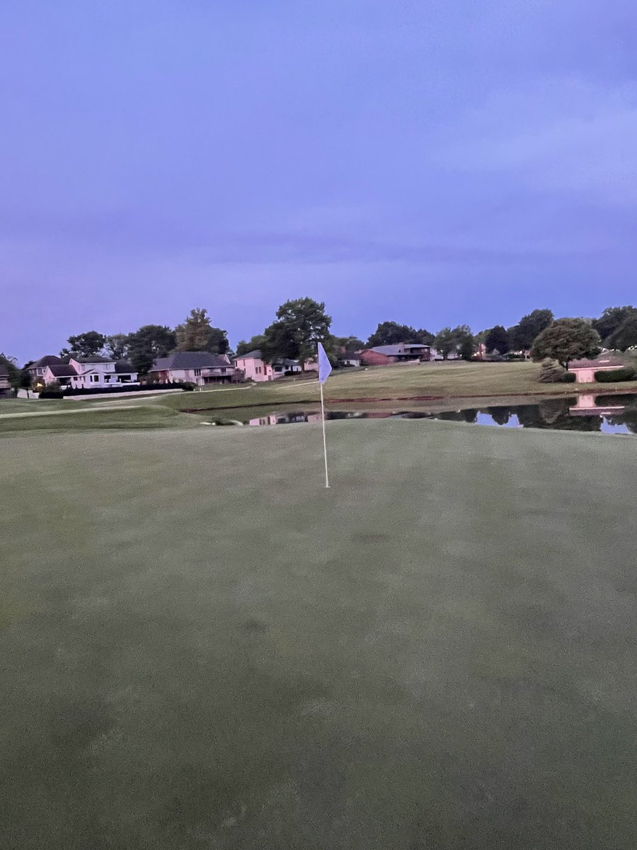 Had a blast volunteering this week at the @AHChampGolf1 for the @KornFerryTour at Blue Hills Country Club. Course was in outstanding condition hats off to @BlueHillsSupe and the crew!