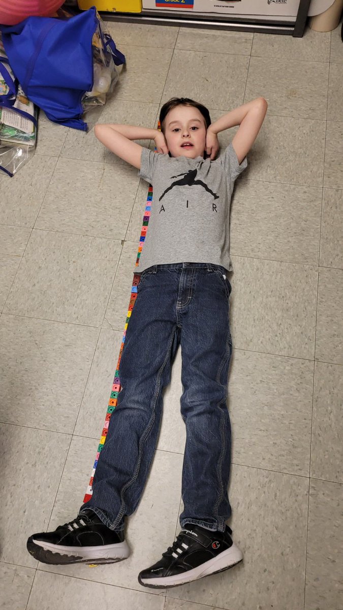 MsChristinaHow's tweet photo. Another great week at CHE!! Literacy activities(DEAR Drop Everything And Read was a hit in grade 4) math measuring fun and to end off our week a visit from @RNC_PoliceNL mounted unit! @cowanelementary https://t.co/rovh6WRxc7