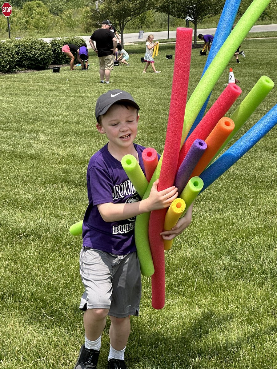 Bulldog Bash Field Day 2023 was a success! Kids had fun, sun was out, and tons of volunteers! #PhysEd