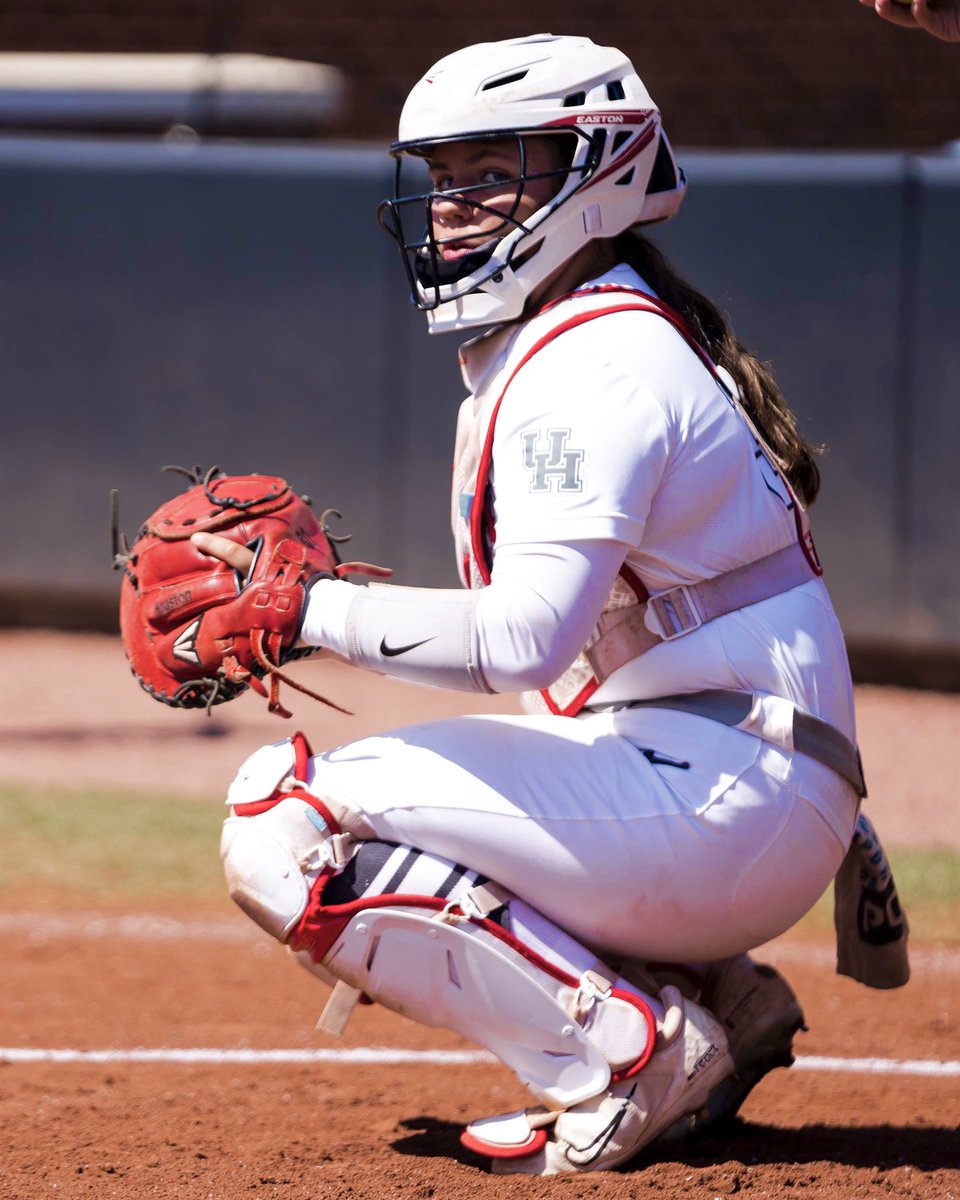 EMMA ROBERTSON tweet media