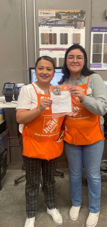 Meet Amenda New PASA Who Is Doing A Phenomenal Job In Her New Role With Great Energy! Great Job! @D65Hutch @MikeRousek @Robert59175446 @skumarTHD