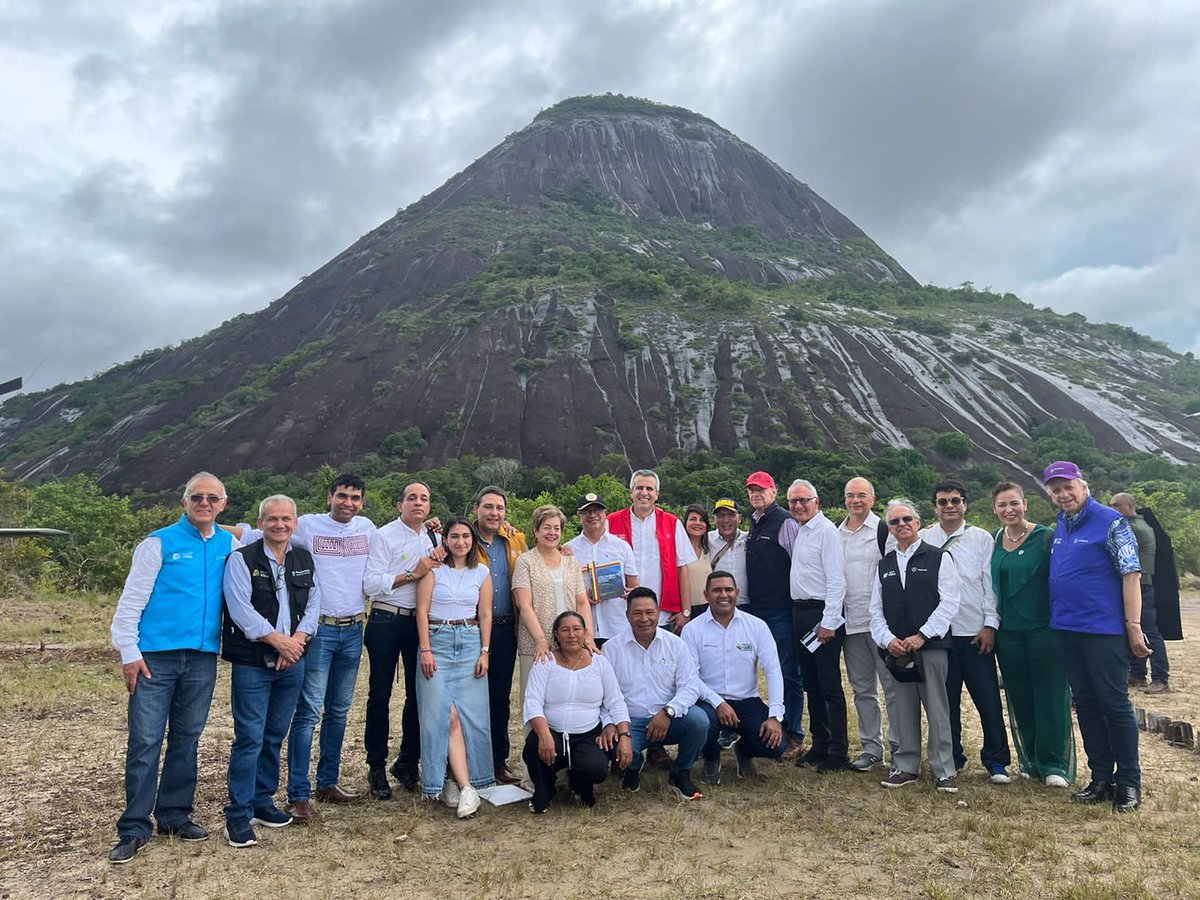 petrogustavo's tweet image. Justicia social y ambiental para la paz.