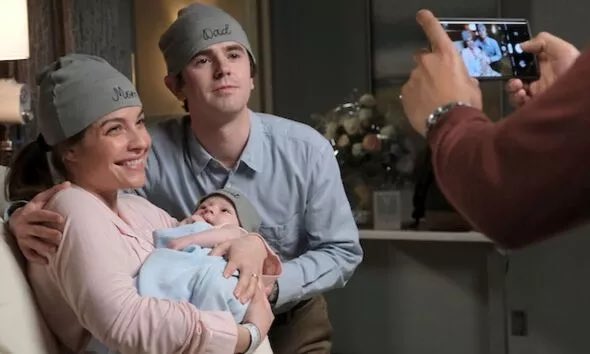 Speaking of daytime couples with chemistry, here is one from prime time.  Freddie Highmore and Paige Spara of #TheGoodDoctor Shaun and Lea Murphy from the beginning they just clicked. Now they are married with baby Steven Aaron they have surmounted many obstacles #ABC