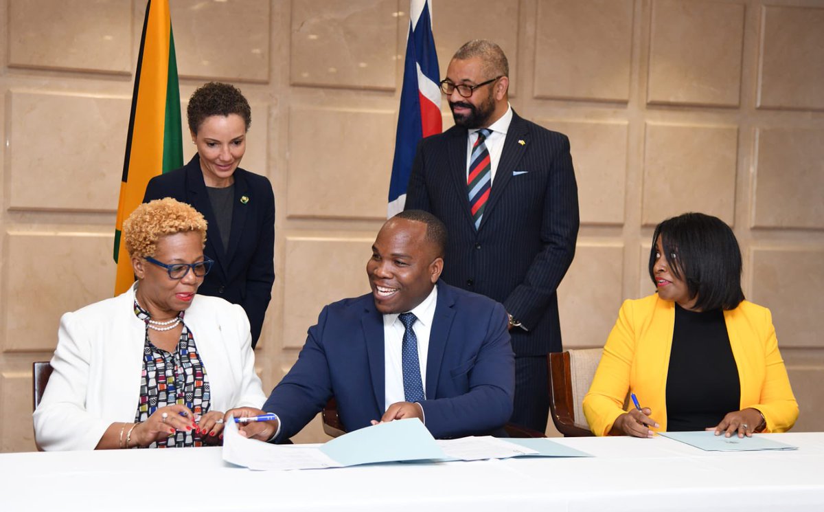 The Dialogue concluded with the signature of a: Joint Communique, an Aide Memoire for the Violence Prevention Partnership (VPP) and an MoU between the British Council and the Ministry of Education (MoE). #BilateralCooperation @JamesCleverly