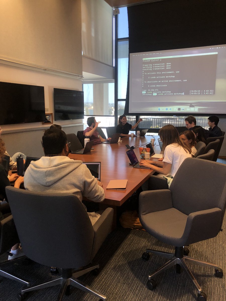 UCBITSS's tweet photo. Parallel sessions for Dynamic Documents: participants chose between @ProjectJupyter Notebooks for @Stata (led by Daniela Pinto Veizaga of @CEGA_UC) and @quarto_pub for R (led by Andrew Bray at @UCBIDS)! #RT2Berkeley https://t.co/VlFkweHZSi