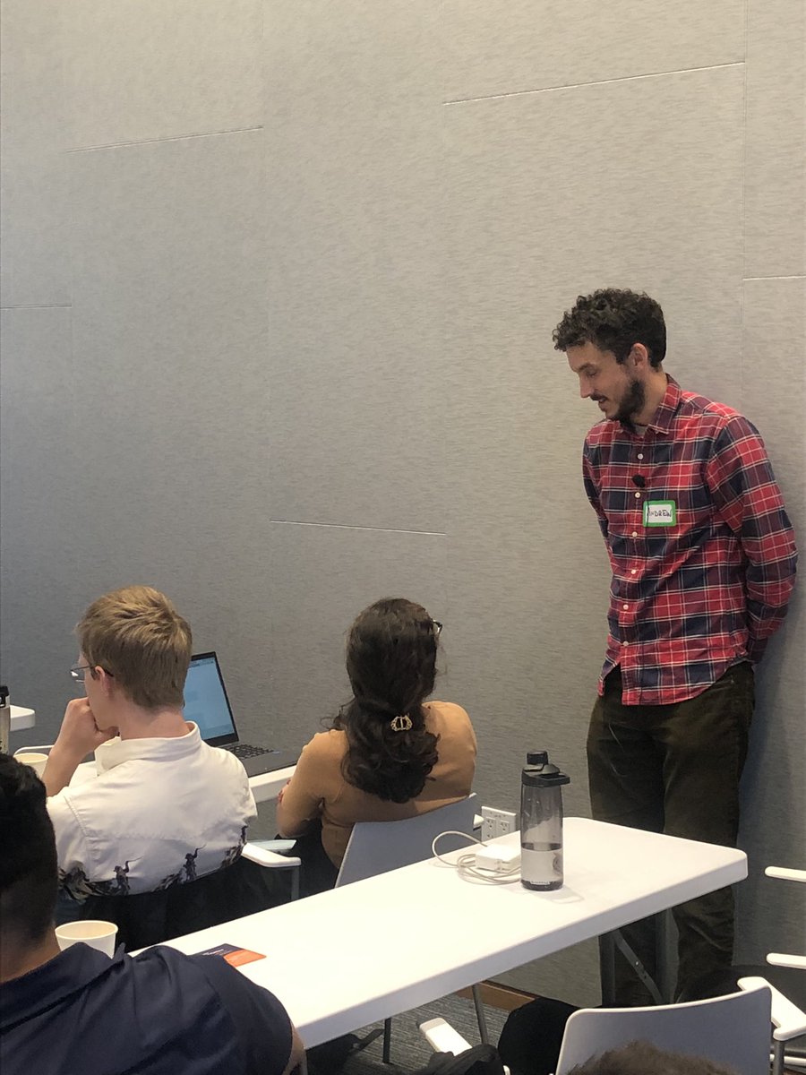 UCBITSS's tweet photo. Parallel sessions for Dynamic Documents: participants chose between @ProjectJupyter Notebooks for @Stata (led by Daniela Pinto Veizaga of @CEGA_UC) and @quarto_pub for R (led by Andrew Bray at @UCBIDS)! #RT2Berkeley https://t.co/VlFkweHZSi