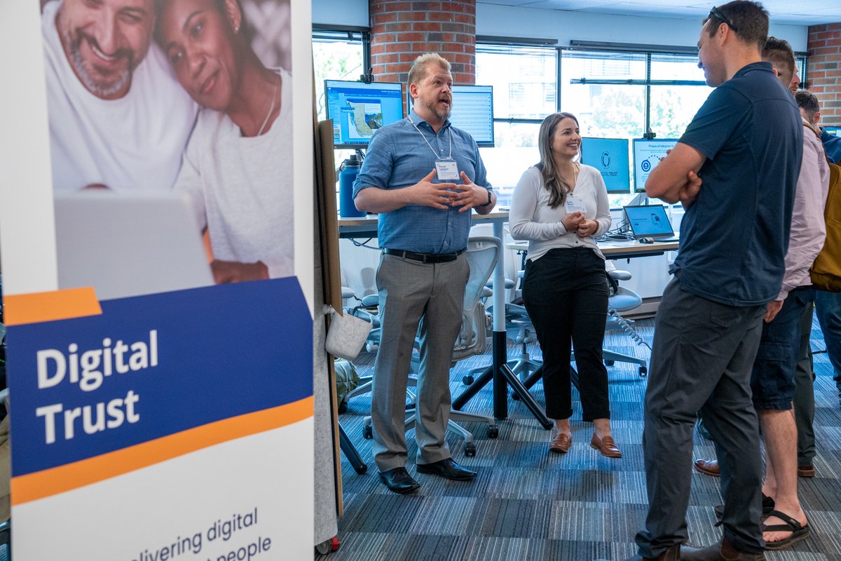 exchangelab's tweet photo. To everyone who came to check out our Digital Showcase yesterday, and to all the teams who presented, thank you so much!
Together we're building a Digitally Equipped BC Public Service!
To learn more about the Digital Plan visit: https://t.co/2lS6Ac0EZ6
#DigitalBC #OneTeamGov https://t.co/SScEDfQxzt