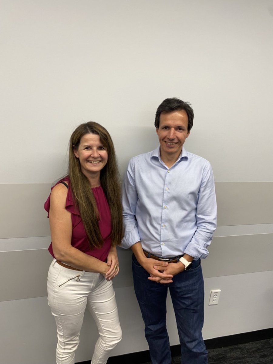 FranceinLA's tweet photo. Il a pu également visiter à Phoenix: FrenchAm Schools, notre école de français d’immersion, et l’International School of Arizona @ISAZpalominos, homologuée par @aefeinfo. #FrenchForAll @franceintheus https://t.co/kGLyqs8UsE