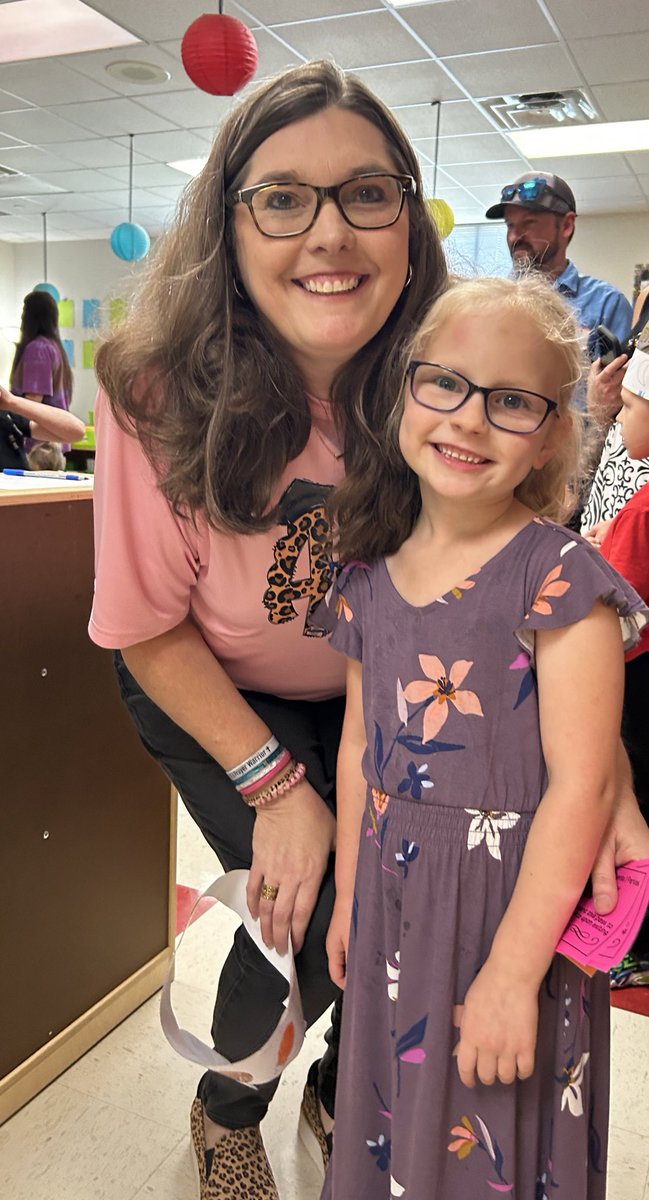 Courtney Andrews tweet media