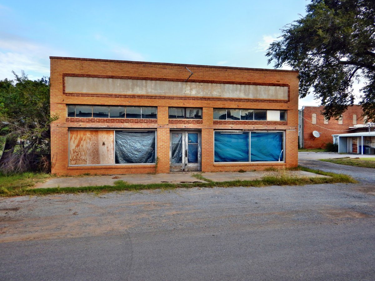 New town every hour on Twitter "Taloga, Oklahoma Population 312