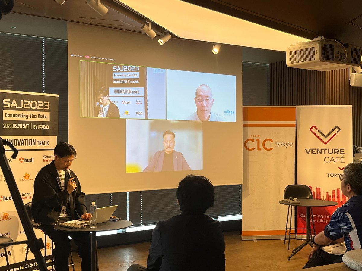 JSAAorg's tweet photo. #INNOVATIONTRACK では、『脳神経科学アプローチの「動かないトレーニング」 - アスリート/チームの持続的成長を促す“スポーツ版人的資本マネジメント”への転換 -』が始まりました👀✨
👇#SAJ2023 詳細は公式サイトから
https://t.co/cpRz0bBC0D https://t.co/GvNtUUuF4t