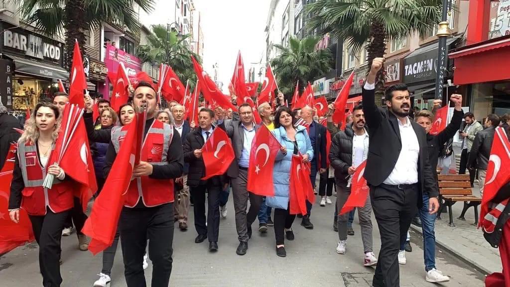 YeniPartiGopasa's tweet photo. 19 Mayıs Heyecanını ve bayram coşkumuzu tüm Gaziosmanpaşa ile paylaştık. https://t.co/dzbFcxY5AP