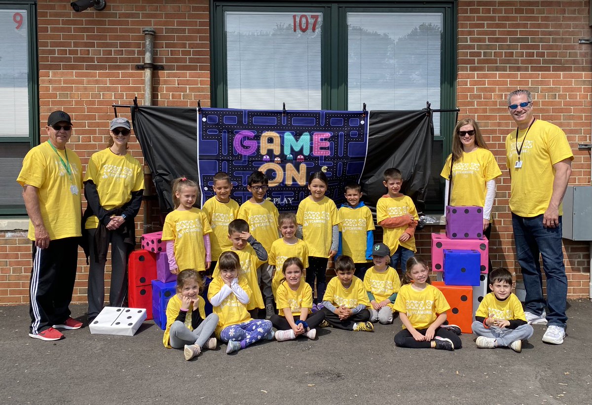 Candyland Field Day 🍭🍫🍬 Thanks <a href="/CoachG__PE/">Samantha Gurnick</a>  and <a href="/SDSPTO/">SDS PTO</a>  for planning this fun event!  <a href="/SycamoreECLC/">Sycamore Drive ECLC</a>