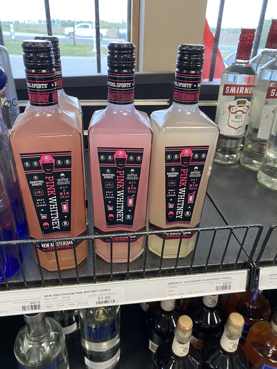 1fanHabs's tweet photo. @BizNasty2point0 @ryanwhitney6 @RearAdBsBlog @spittinchiclets what’s going on here? Is this a new flavor? https://t.co/GV1hiMhq81