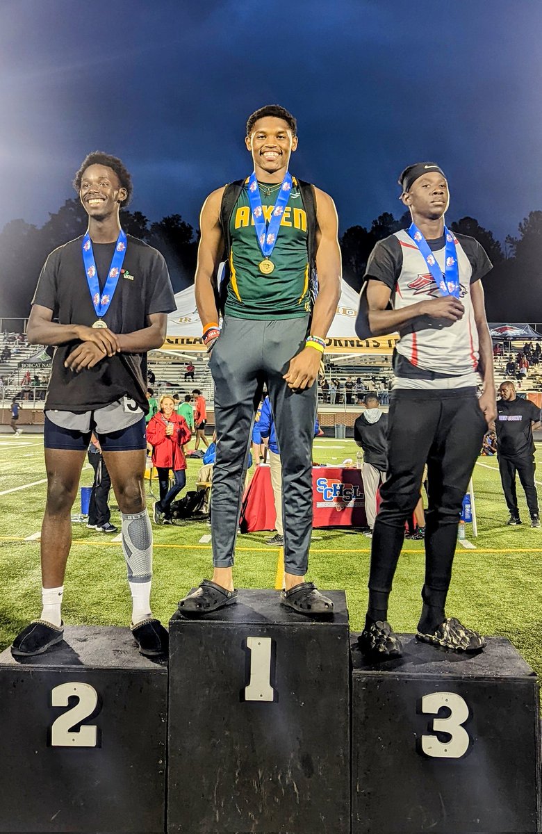 ItsKyleDawson's tweet photo. Aiken High's Braylon Staley is the Class AAAA state champion in the 200-meter dash https://t.co/GK9tzL1c3N