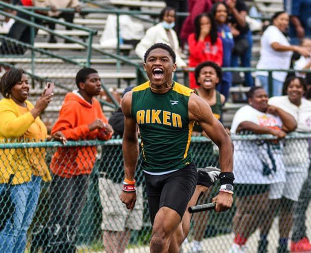 BrianStaley_12's tweet photo. Here is your 2023 200m and 2x Triple Jump state champion!!!! Braylon Staley!!!
@BrayStaley @DAWGHZERECRUITS @247recruiting @on3 @On3Recruits https://t.co/GuR4AIeoeR