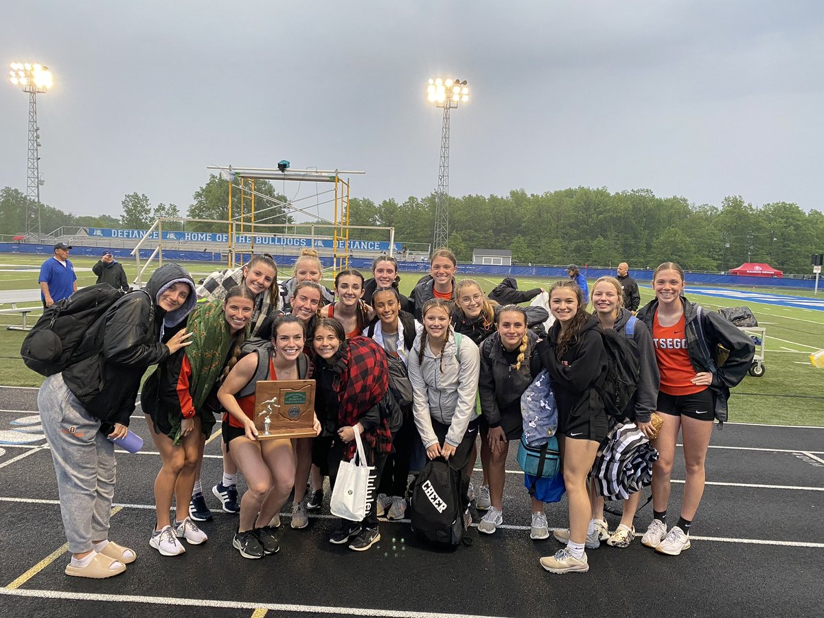 OtsegoKnightsTF's tweet photo. The Otsego Lady Knights are District Runners Up! Words can’t express how proud we are of this team! It was a total team effort to earn this trophy! https://t.co/IkH1nKxXaY