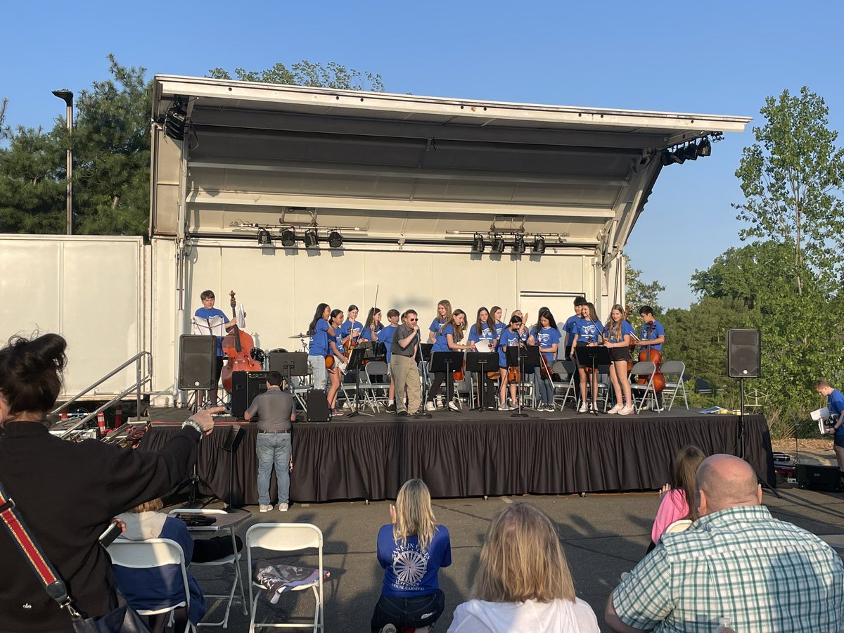 Liza Fonti tweet media