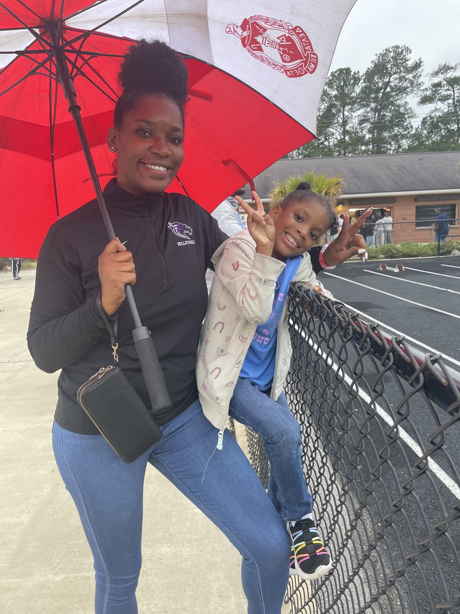 Coach Mo (@coachmo_vb) on Twitter photo Brought my mini me with me to cheer on <a href="/RVBlazersTFXC/">Ridge View Track & Cross Country</a> for the 4A State Meet! Brought my mini me with me to cheer on <a href="/RVBlazersTFXC/">Ridge View Track & Cross Country</a> for the 4A State Meet!