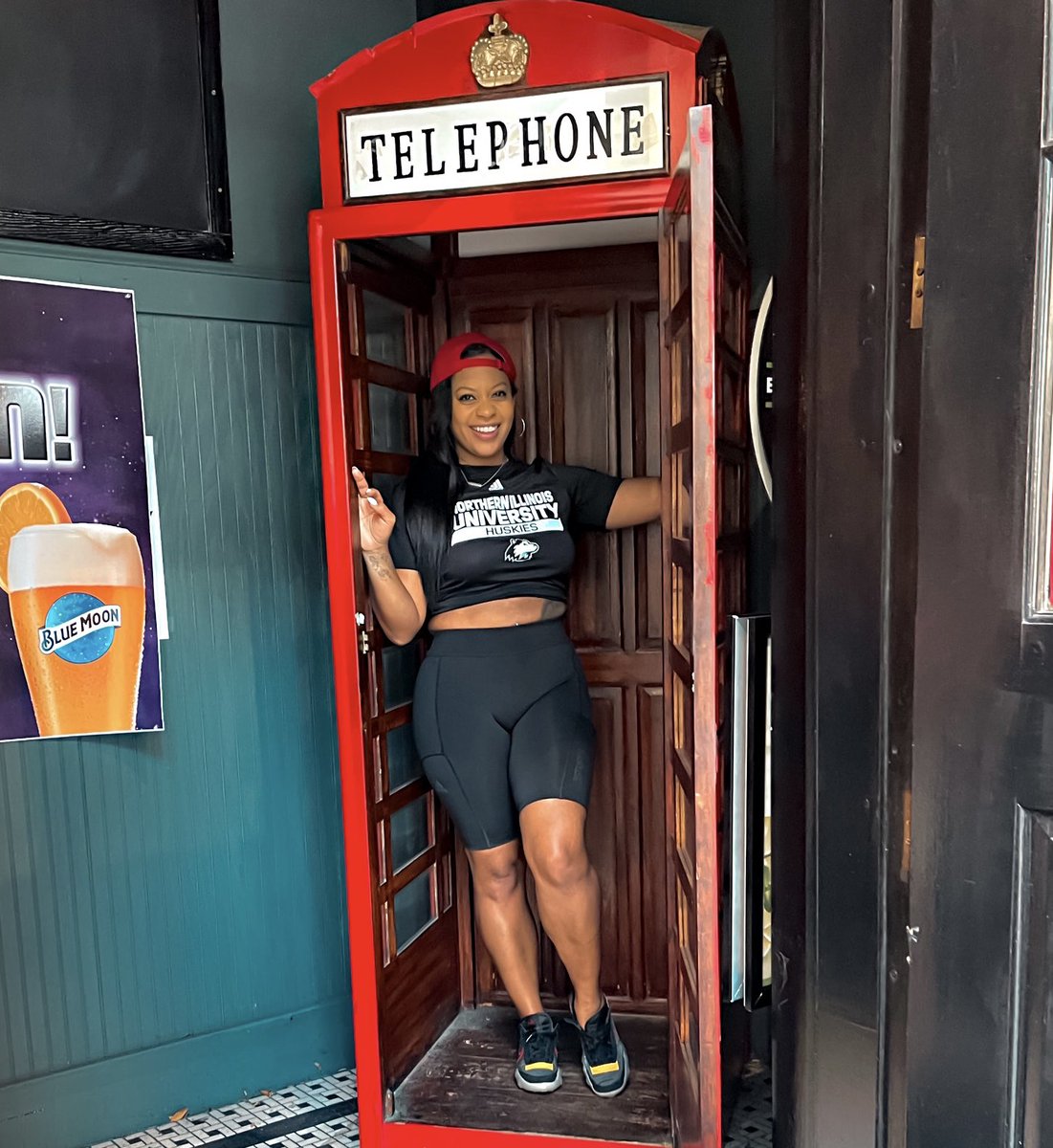 Dirty Husband Roy on Twitter: "Give me a clever line about a phone