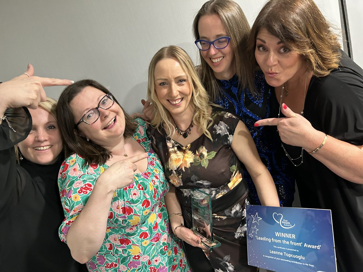 Leanne Topcuoglu tweet media