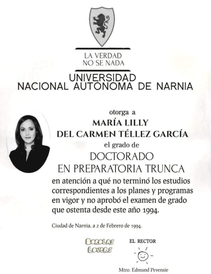 MoniqueLaBachs's tweet image. Solo paso a recordarles que @LillyTellez tiene hasta el segundo semestre de prepa!

La imagen sacada de la red, #SantoDomingo