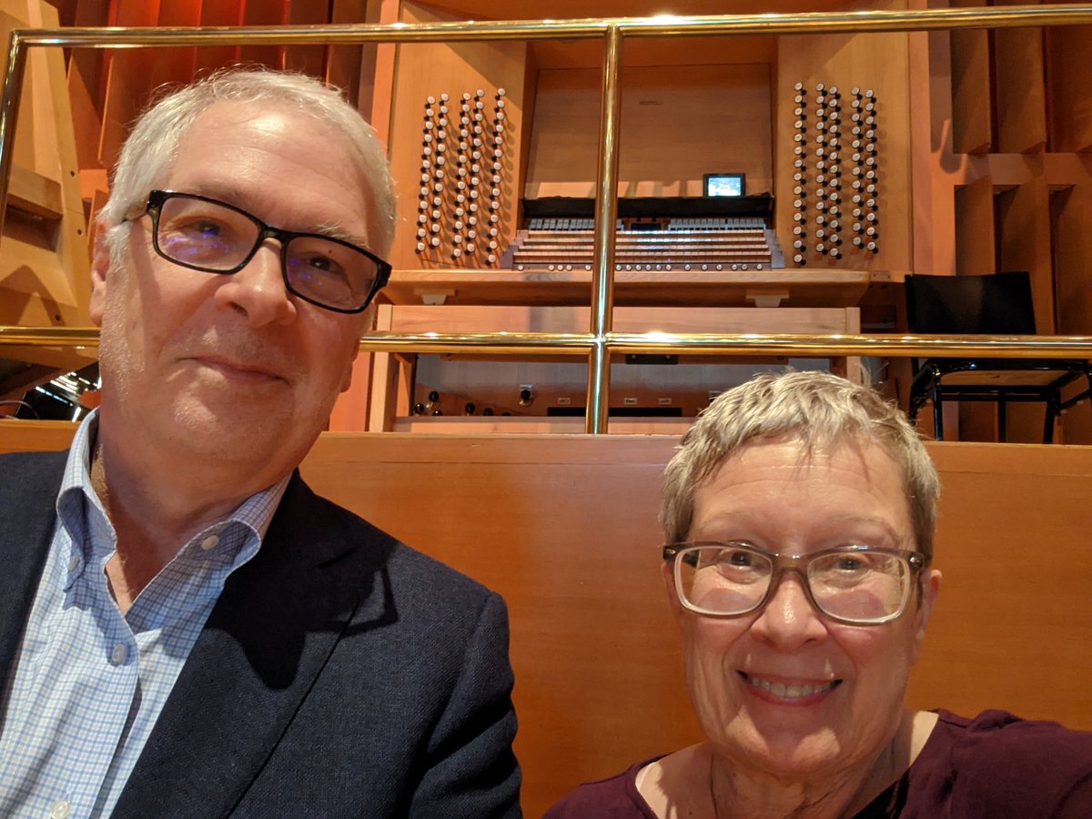 Dear <a href="/LAPhil/">LA Phil</a> I'd like to buy a G! #waltdisneyconcerthall.  ConcertHallPipeOrgan is missing one!