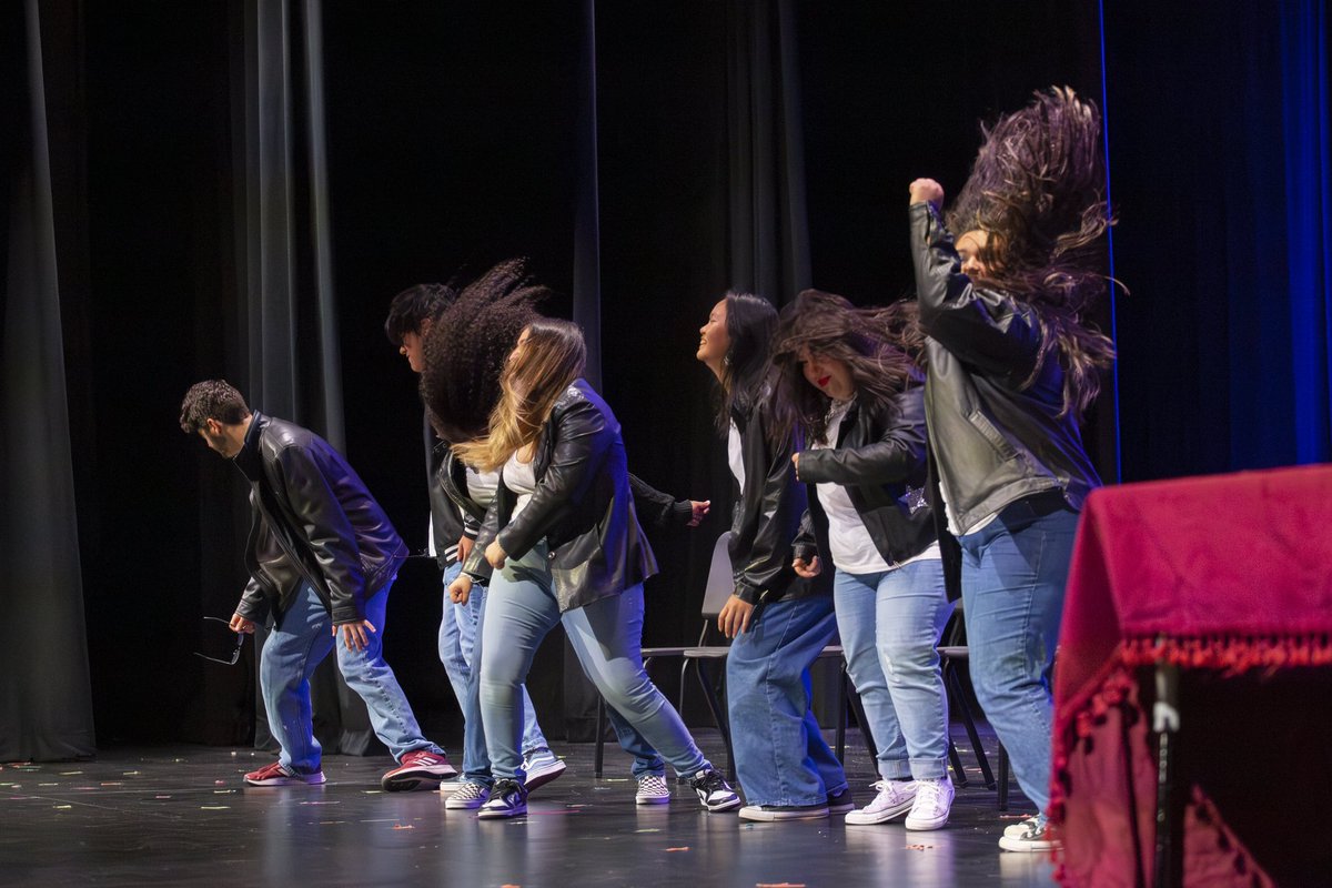 Kempner HS Choir tweet media