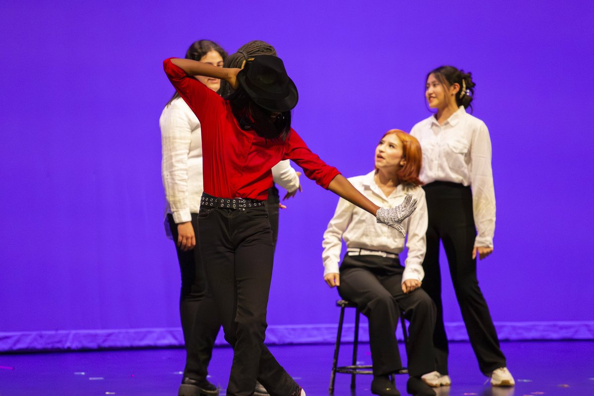 Kempner HS Choir tweet media