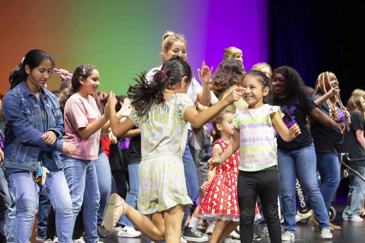 Kempner HS Choir tweet media