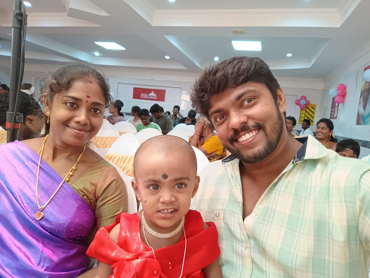 Kundhavai_devi's tweet photo. Birthday party #functionmode
@Tamilbeast https://t.co/V7v5AQm8gk
