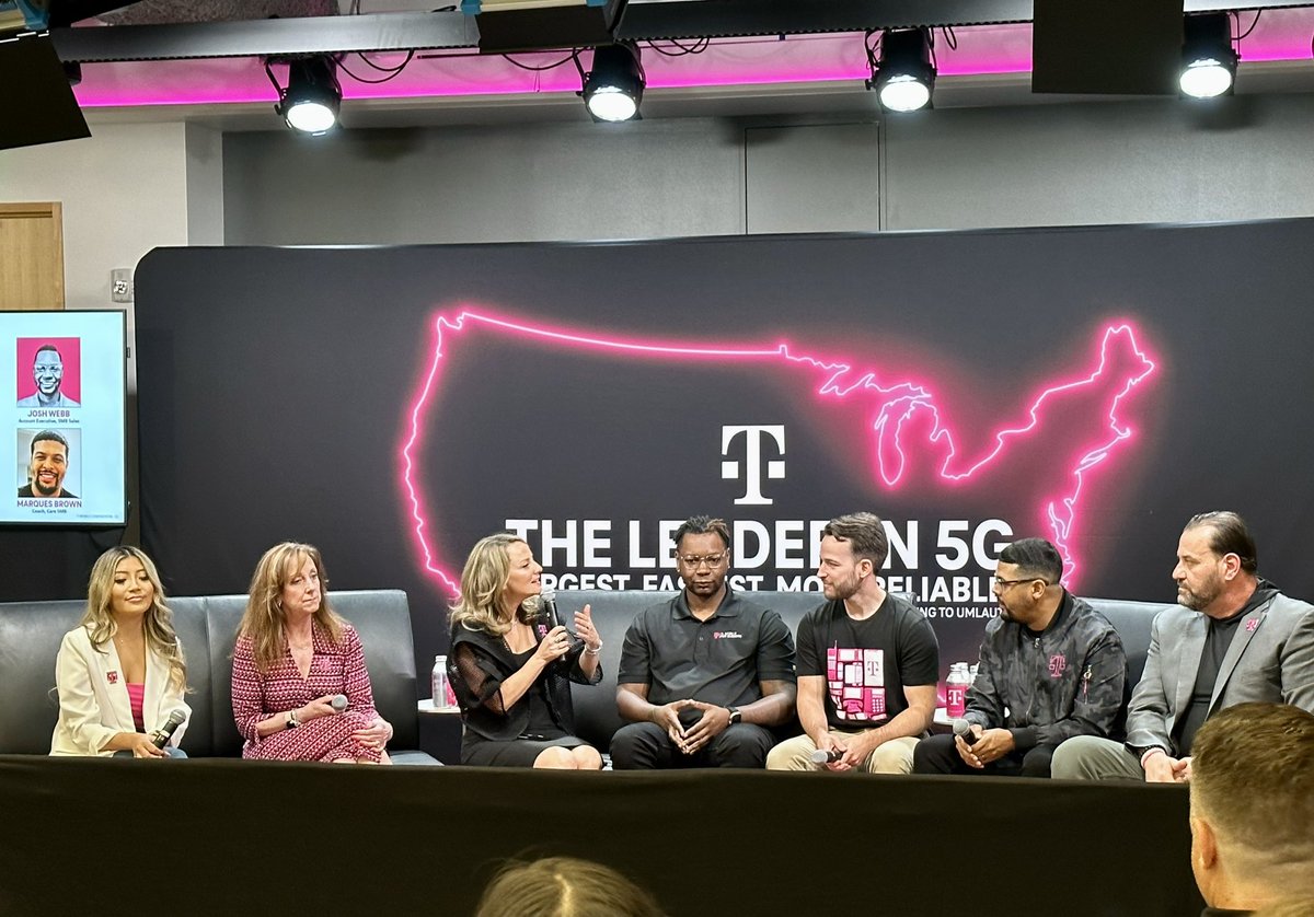 KimberlyJWyman's tweet photo. SMB Coach Marques Brown shared some of the secrets to his success with @CallieField and our entire @TMobileBusiness team, and we were hanging on his every word. So proud to have Marques represent #TFBCustomerSupport today! @ErinLCorson https://t.co/f5wx8fR2pr