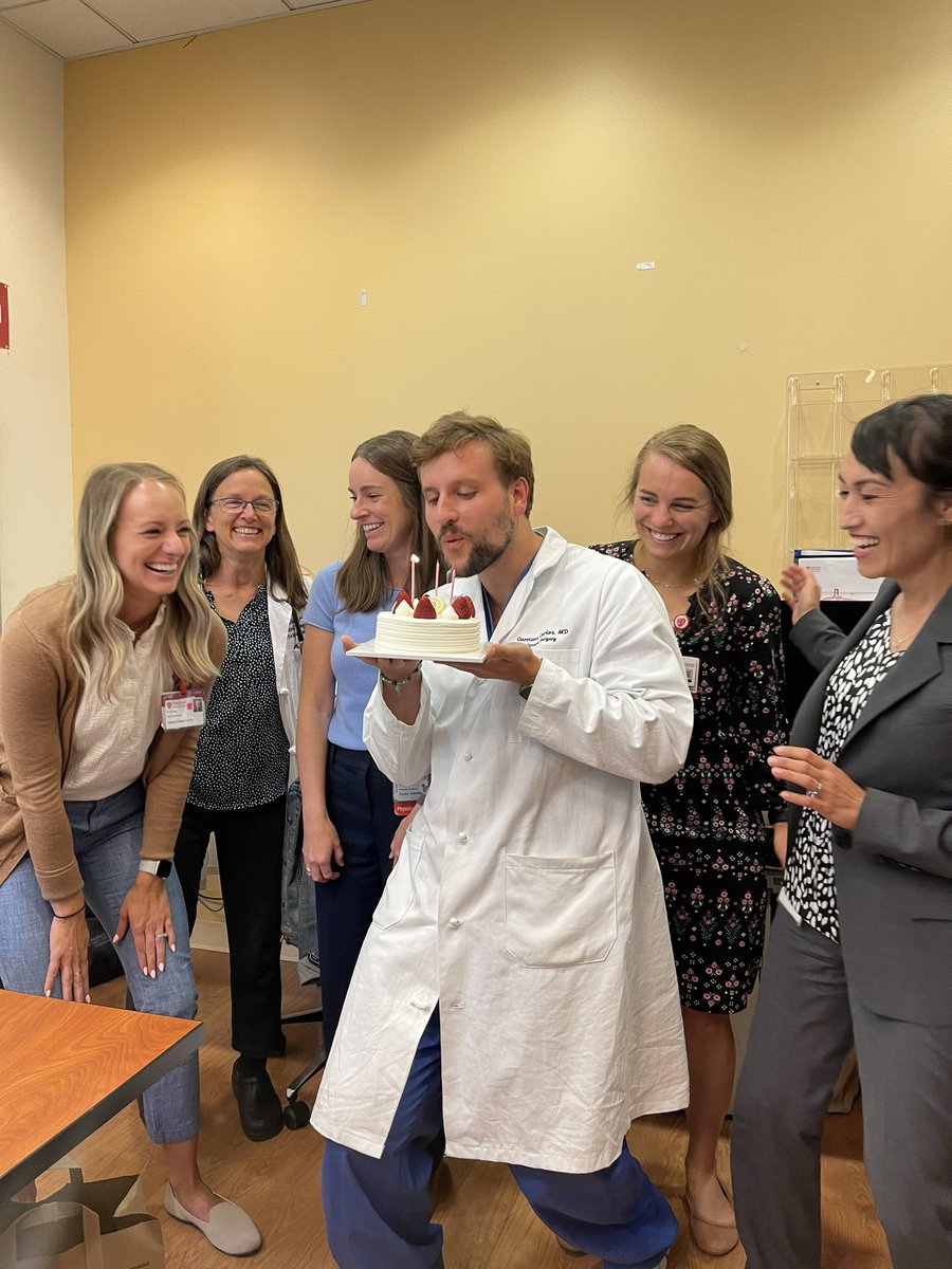 GarrisonCarlos4's tweet photo. Turning 30 is a big milestone. @MonicaDuaMD surprising me with a cake in clinic reminds me of how fortunate I am @OpNotes https://t.co/lr6egQbETk