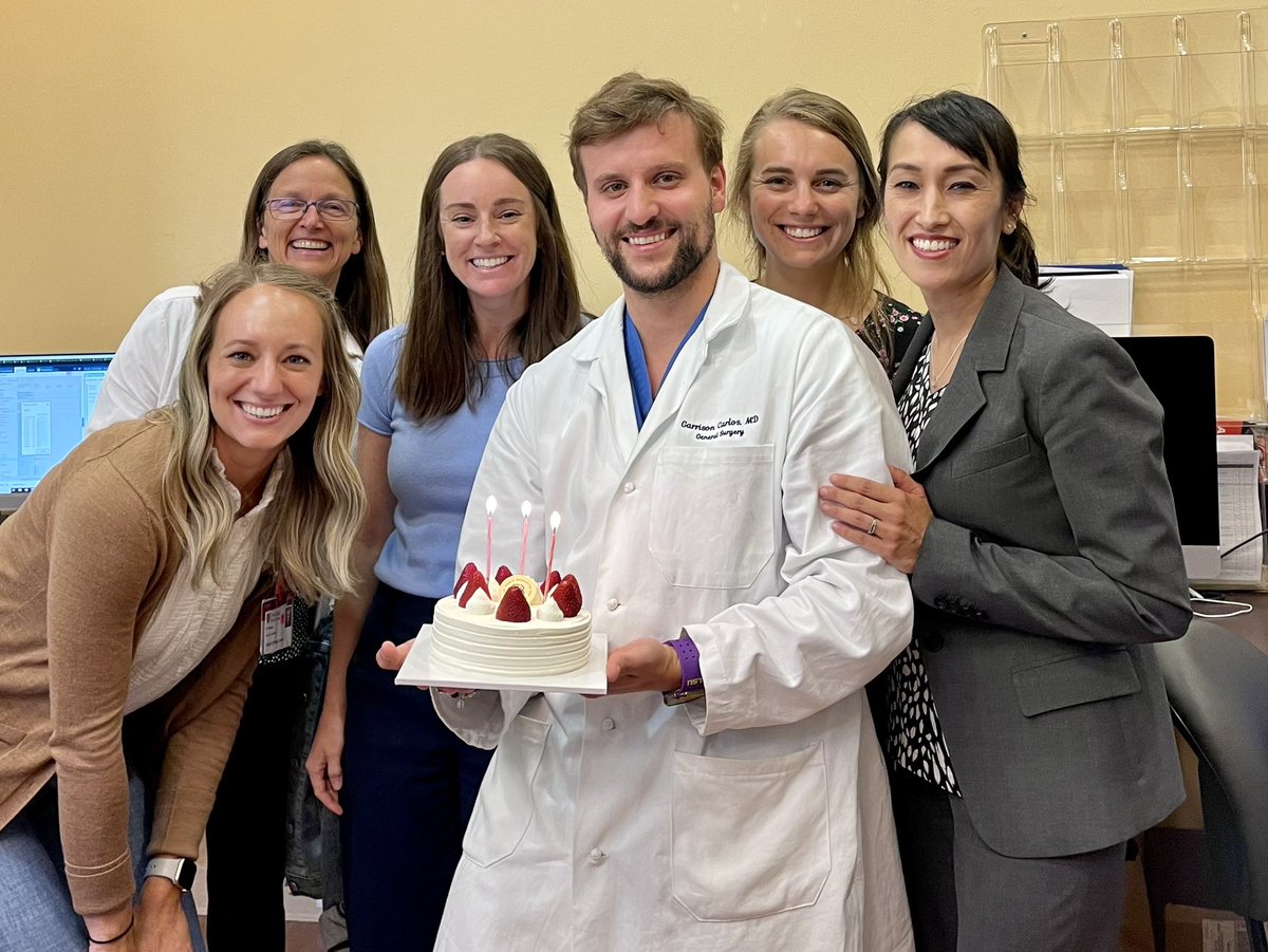 GarrisonCarlos4's tweet photo. Turning 30 is a big milestone. @MonicaDuaMD surprising me with a cake in clinic reminds me of how fortunate I am @OpNotes https://t.co/lr6egQbETk