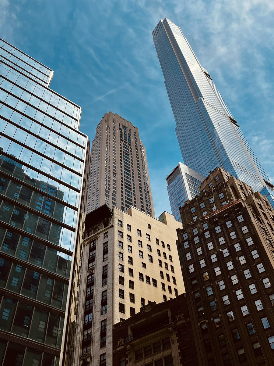 Jshatan's tweet photo. CVaried Viewpoints #138: Convocation. #urbanphotography #midtown #midtownmanhattan #skyscrapers #skyline #architecture #newyorkstreet #newyork #newyorkcity #seeyourcity #imagesofnyc #allstreetshots #photolovers #iphone13 #shotoniphone #iphonephotography #photoaday #photoadaymay https://t.co/jPto2FsDeP