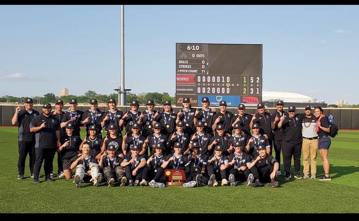 Operation Toronto Complete ✅

Class B State Champs. Back2Back.

These kids deserve everything they have got. We are so proud of the men they are and so happy for them!

“And get home. And get home safe, sir!”

Non Sibi Sed Patriae
Nothing Worthwhile Comes Easy

#ENGLUE