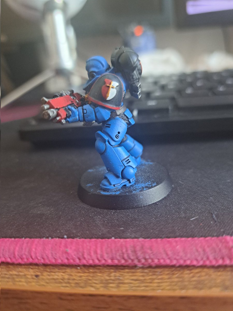 Varvarus123's tweet photo. Quick and dirty Son of Avalon Intercessor I painted. #WarhammerCommunity #warhammer40k https://t.co/s8ajbEyTJG
