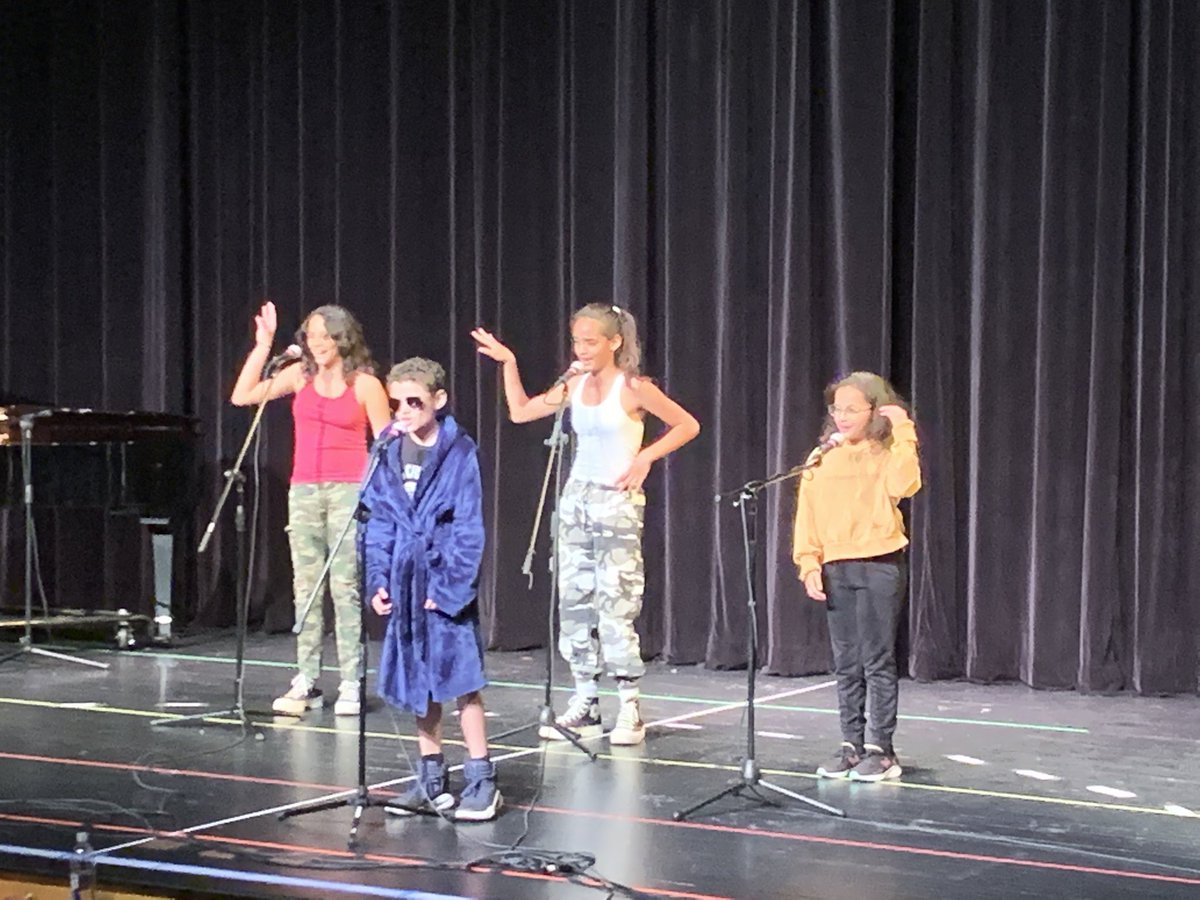 7B’s Got Talent rocked! What talented kiddos and staff! @SevenBridgesMS @Joe_Mazza